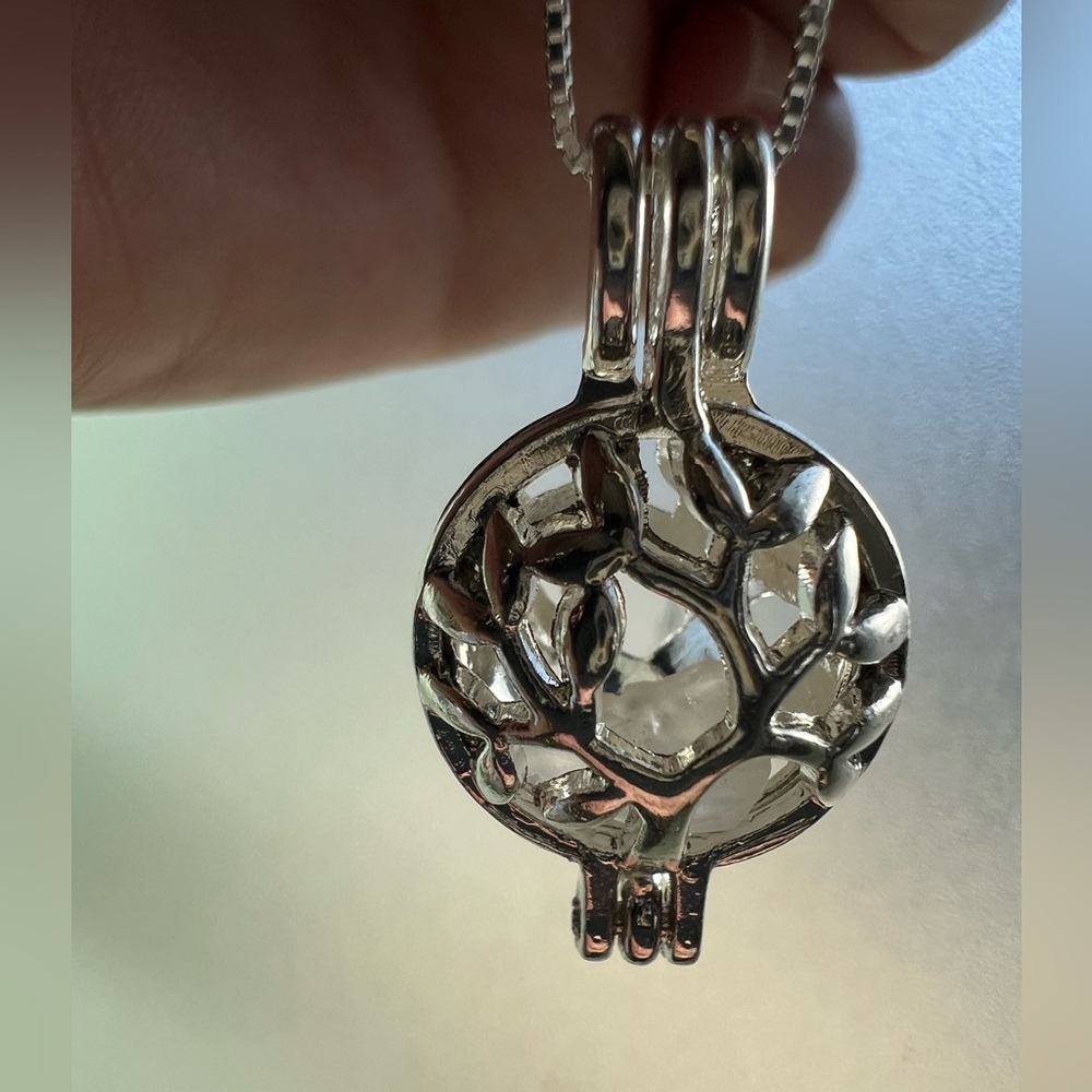 Tree of Life Phenakite /Phenacite locket - Picture 3 of 14